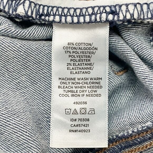 NWT LOFT Bermuda Roll Denim Shorts Size 8 Medium Wash Distressed Cuffed Stretch - Picture 9 of 10